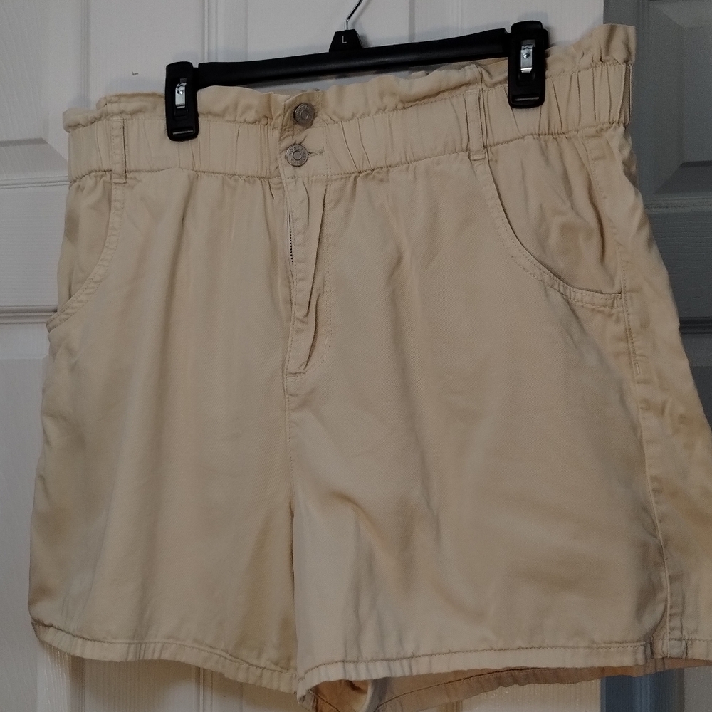 Wonderly Beige Paper Bag Waist Shorts